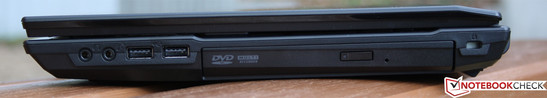 Справа: 2 х USB 2.0, DVD привод, разъем для замка Кенсингтона