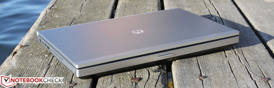 HP EliteBook 8460p LG744EA: суровый бизнес-ноутбук