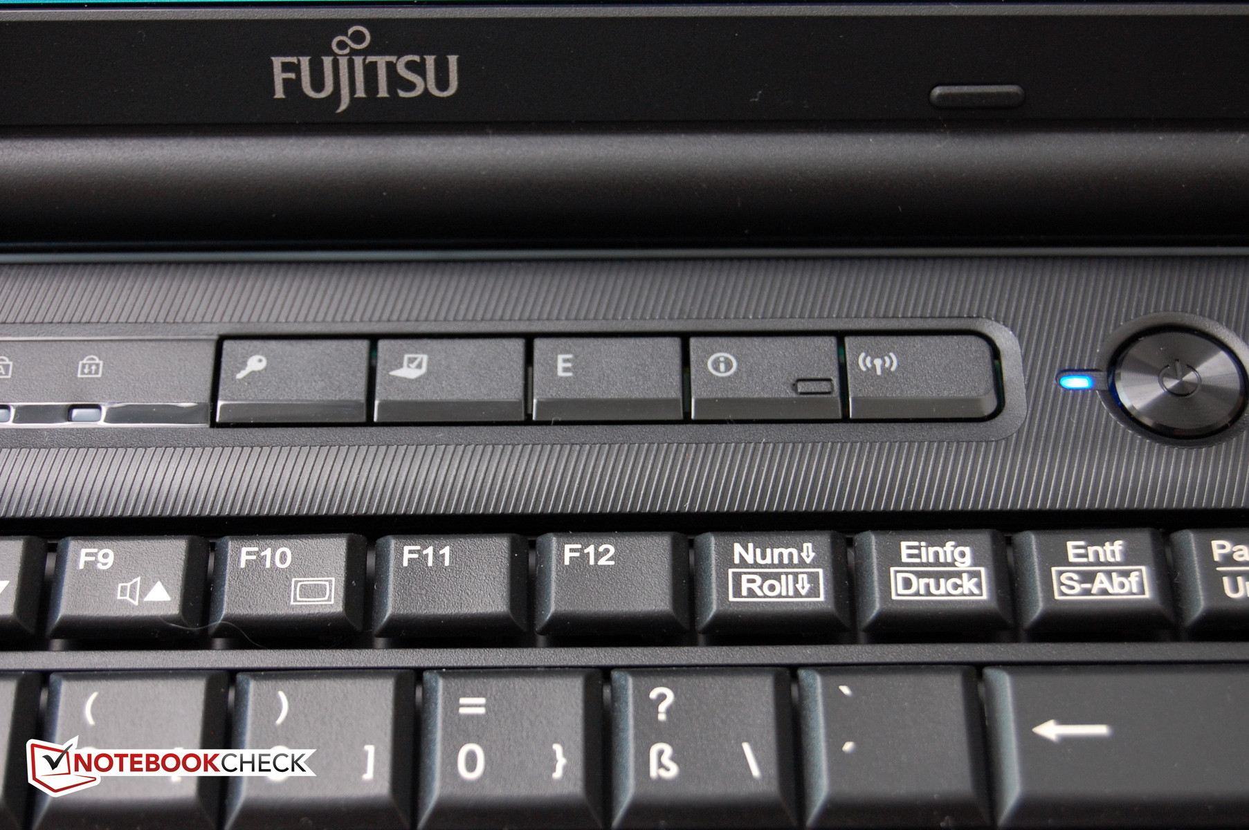 Ноутбук 15.6 Fujitsu Lifebook Ah532 Отзывы
