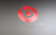 Глянцевый логотип Beats Audio