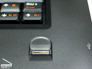Сканер отпечатков пальцев нечасто встречается у ноутбуков этой ценовой категории.