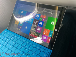 Surface 3: Экран в тени