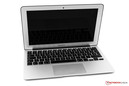 Навещаем нашу редакционную модель: The Apple MacBook Air 11 Mid 2013.