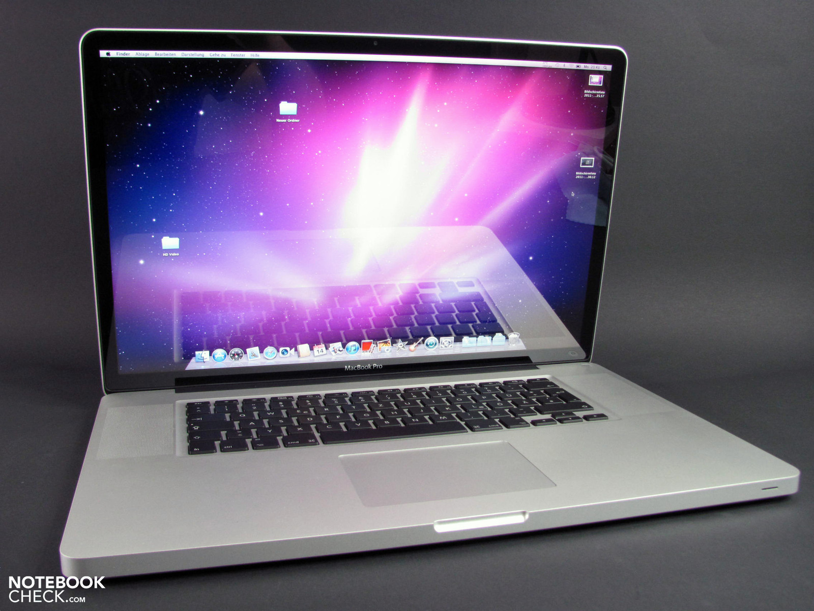 Ноутбук Macbook Pro 17