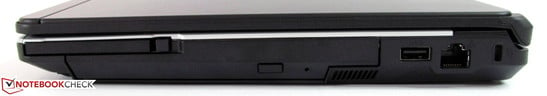 Справа: ExpressCard/54, DVD-привод в модульном отсеке, USB 2.0, Gigabit-LAN, разъем для замка Кенсингтона