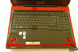 Toshiba Qosmio X300 Клавиатура и тачпад