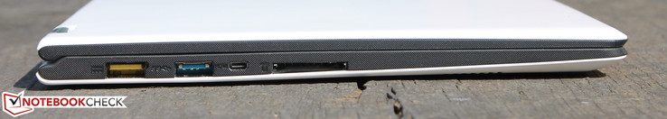 Слева: разъем питания / USB 2.0, USB 3.0, microHDMI, SD-картридер