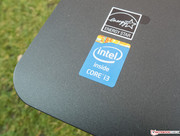 Наклейка Intel.