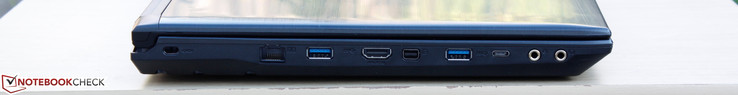 Слева: слот замка Kensington, Гигабитный Ethernet порт, 2x USB 3.0, HDMI 1.4, мини Display Port, USB Type-C Gen 1, 3.5 мм аудиоразъем, 3.5 мм разъем микрофона