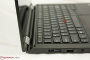 Корпус сочетает элементы серий ThinkPad и Yoga.