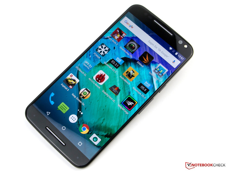 В обзоре: Motorola Moto X Style. Смартфон предоставлен для обзора немецким отделением Motorola.