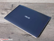 Asus N550JK использует тот же корпус, что и N550JV.