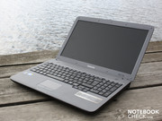 Этот 15,6-дюймовик именуется Pitts и принадлежит к недорогому классу деловых ноутбуков от Samsung.