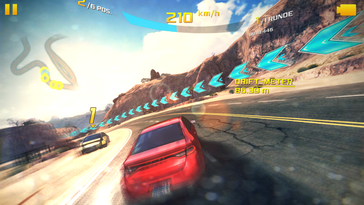 "Asphalt 8: Airborne" работает отлично...