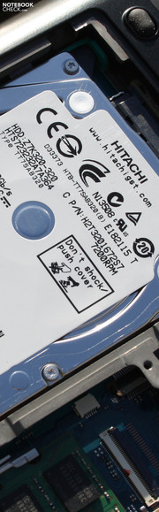 Toshiba Portege R830-110: Версия с жестким диском с 7200 об/мин