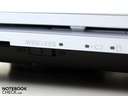 are just as typically Vaio as a separate hardware switch for WLAN and the overhanging display.