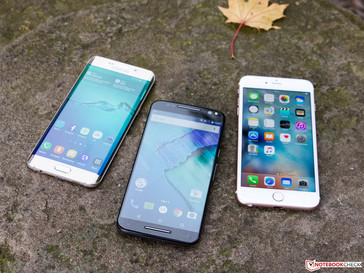 Слева направо: Galaxy S6 edge+, Moto X Style, iPhone 6s Plus