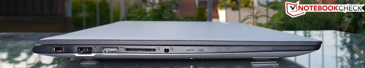 Слева: замок Kensington, разъем питания, USB 2.0, SD-картридер, аудиоразъем