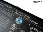 При оптимальных условиях, ноутбук может работать от батареи более трех часов.