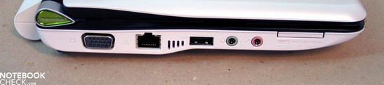 Слева: VGA, LAN, USB, аудио порты, Multi-картридер