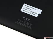 Производителем планшета выступила корейская HTC.