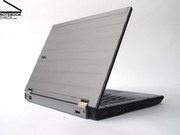 Dell Precision M2400 самая компактная модель в серии мощных ноутбуков Dell Precision.