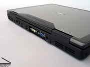Dell Precision M6300 щедро укомплектован интерфейсами.