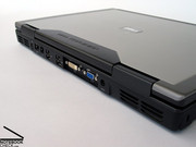 Dell Precision M6300 щедро укомплектован интерфейсами.
