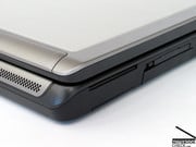 Защитной особенностью Precision M6300 является Smartcard ридер. Сканер отпечатков пальцев является опциональным.