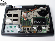 Dell Studio 17 может иметь до 640 Гб памяти, поскольку имеет два слота для жестких дисков.