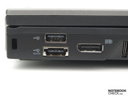 Ридер SmartCard, главный переключатель WiFi, IEEE 1394, аудио интерфейс и два дополнительных USB интерфейса находятся на правой грани