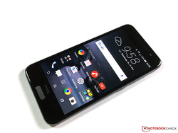 В обзоре: HTC One A9. Смартфон предоставлен для тестирования немецким отделением HTC.