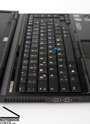 Compaq 6910p предоставляет клавиатуру с понятной раскладкой.