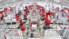 Автоматизация производств уже проведена в некоторых сферах промышленности, например, автомобилестроении. Изображение: Robotics Tomorrow