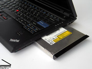 Вместо мультипривода DVD можно установить привод Blu-Ray, делающий Lenovo SL400 полностью мультимедийным решением.