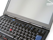 Они делают корпус Thinkpad X300 удивительно прочным...