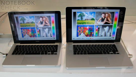 MacBook Pro в сравнении с MacBook: MacBook не хватает лишь второй более мощной видеокарты, FireWire 800 и ExpressCard слота.
