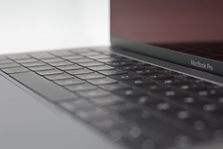 Apple MacBook Pro 13 Late 2016. Модель приобретена нами на свои деньги в немецком Apple Store.