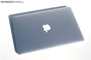 В обзоре: Apple Macbook Air 13-2011-07 MC966D/A