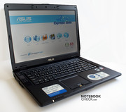 Asus открывает новые границы с B50A: это первый ноутбук от этой компании.
