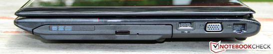 Справа: Оптический привод DVD, USB 2.0, VGA, Rj-45 (LAN)