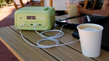 Модель Bluetti Elite 10 в лугово-зеленой расцветке (Источник изображения: Bluetti)