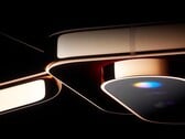 Google расширяет возможности светодиодной вспышки в Pixel 11 Pro (XL), добавляя в неё RGB-светодиоды.