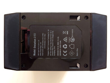 Внизу. (Источник изображения: Notebookcheck)