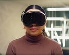 Гарнитура Steam Frame VR, представленная игроку