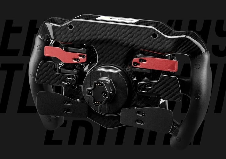 Руль Thrustmaster Ferrari 499P оснащён двумя педалями переключения передач из углеродного волокна, а также четырьмя аналоговыми металлическими педал