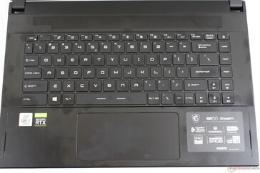 Новая клавиатура SteelSeries с измененной раскладкой. Индивидуальная RGB-подсветка клавиш на месте