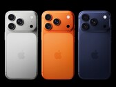IPhone 17 Pro доступен в трех цветах, включая "Космический оранжевый" и "Глубокий синий" (Источник изображения: Apple)