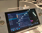 Zotac Zone Pro под управлением форка Manjaro Linux. (Источник изображения: Notebookcheck)