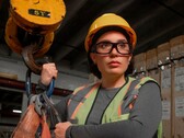 Компания Innovative Eyewear создает защитные очки Lucyd Armor AI для работников, работающих в суровых условиях. (Источник изображения: Innovative Eyewear)